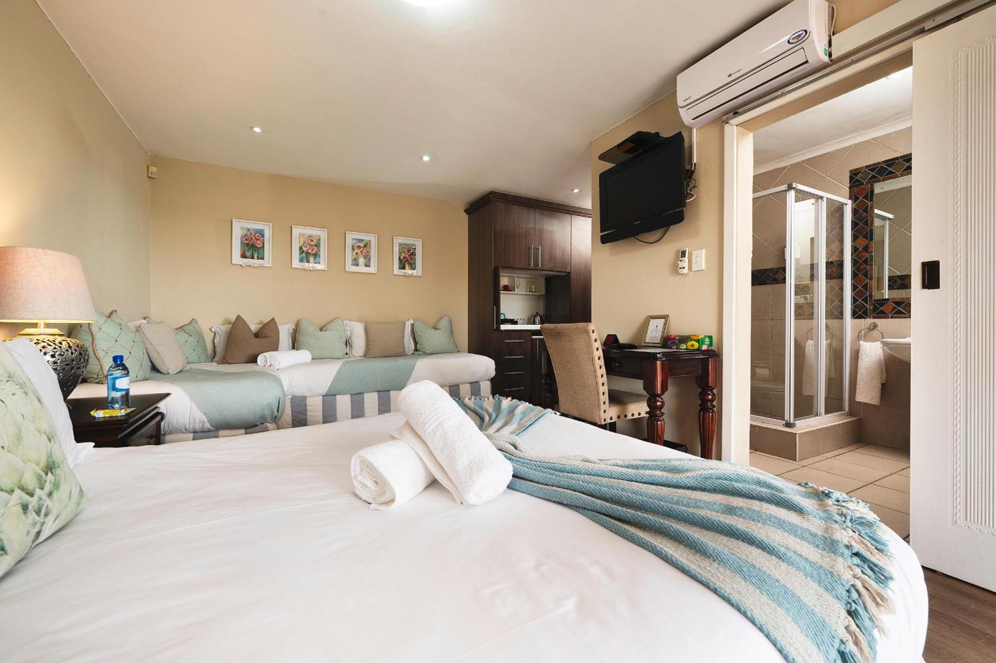 Nautilus Guesthouse Port Elizabeth Exterior foto