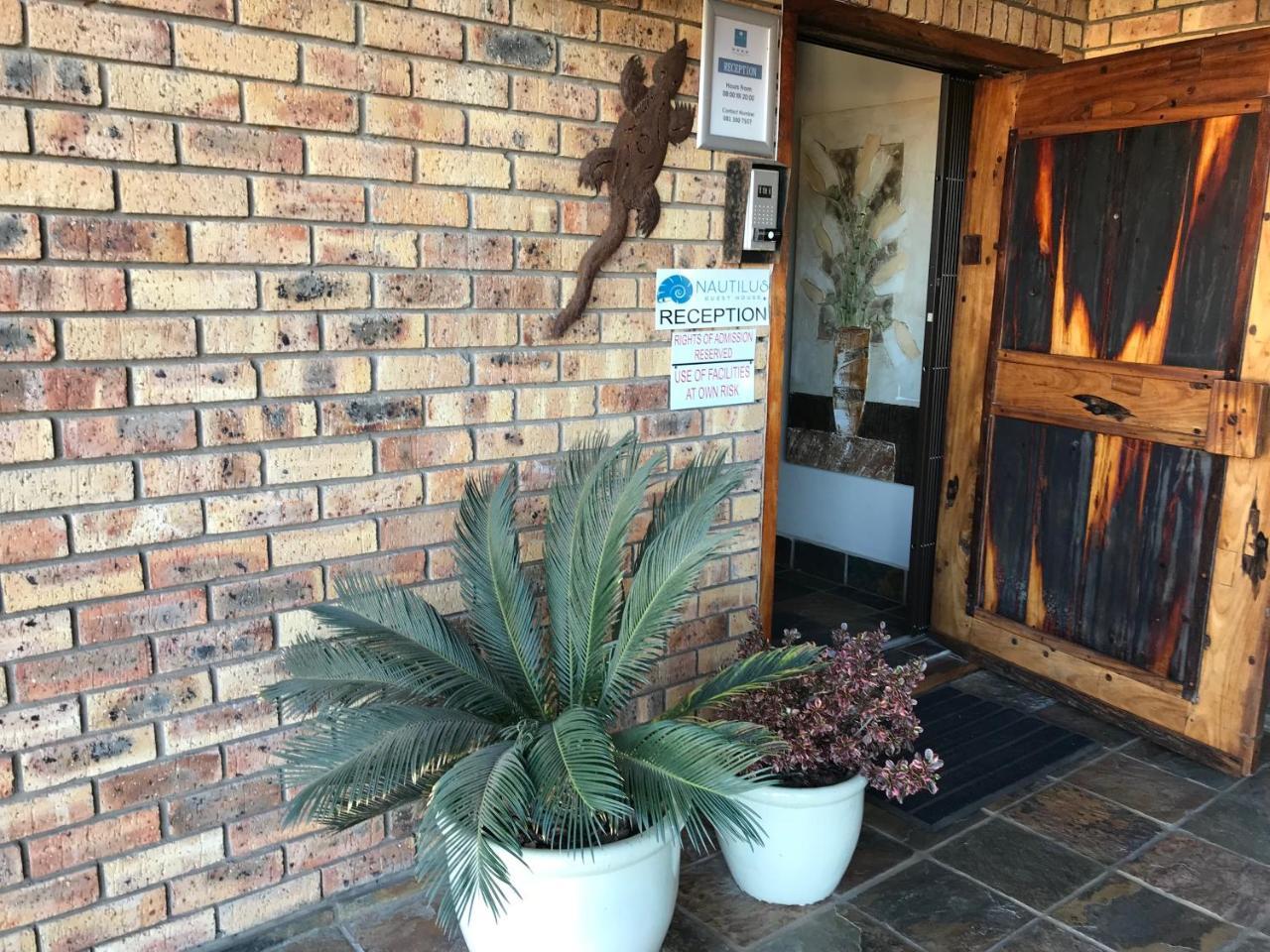 Nautilus Guesthouse Port Elizabeth Exterior foto